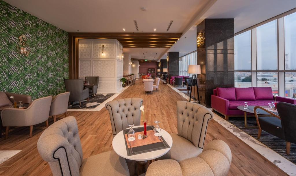 Posezení v ubytování Nivel Hotel Abha