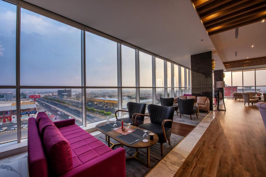 Posezení v ubytování Nivel Hotel Abha