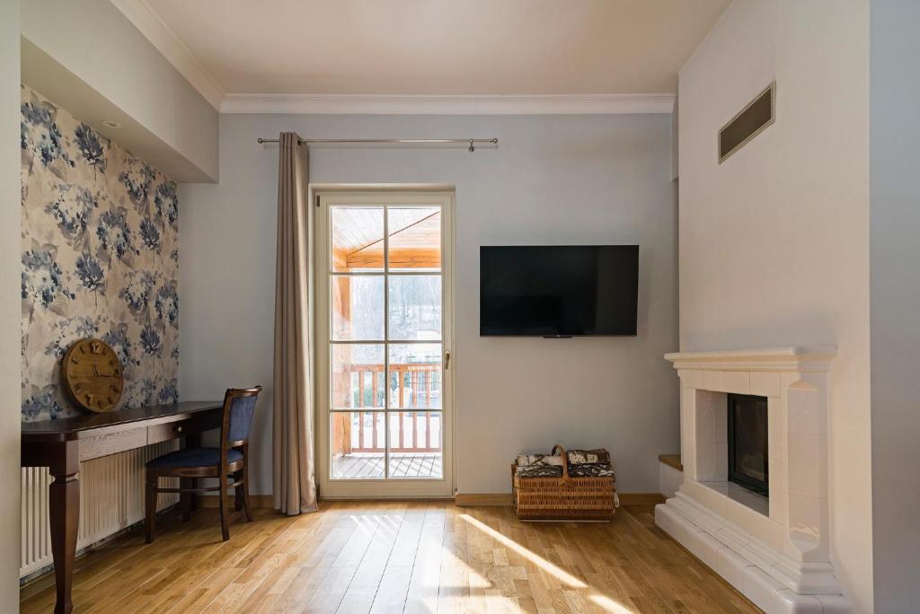 Biały Dom Kazimierski - 14