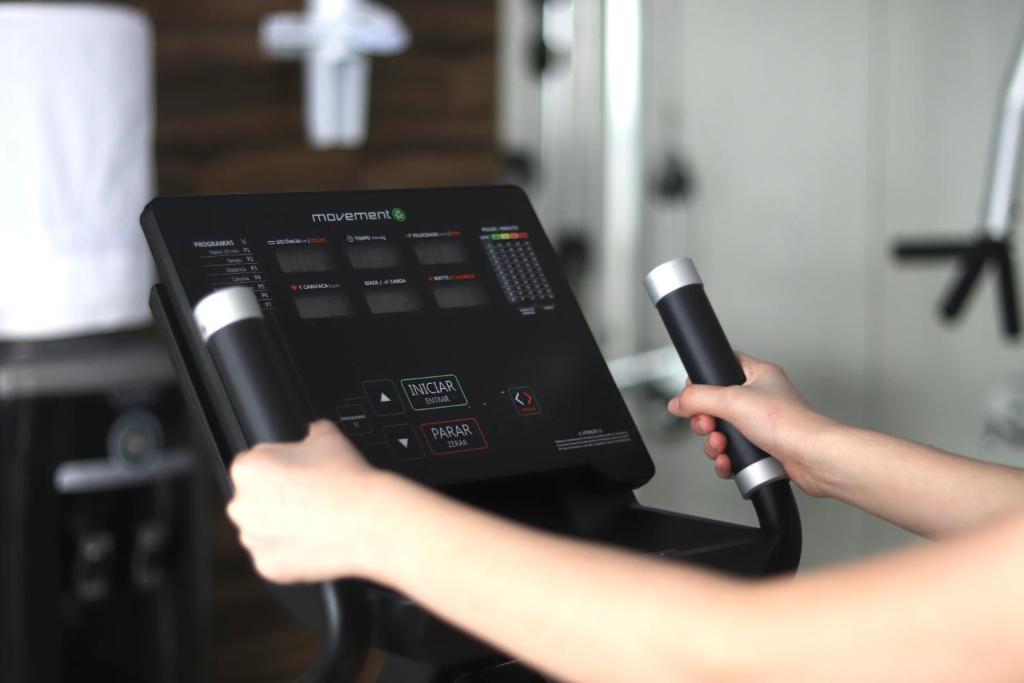Fitness centrum a/nebo fitness zařízení v ubytování Hotel Adrianópolis All Suites