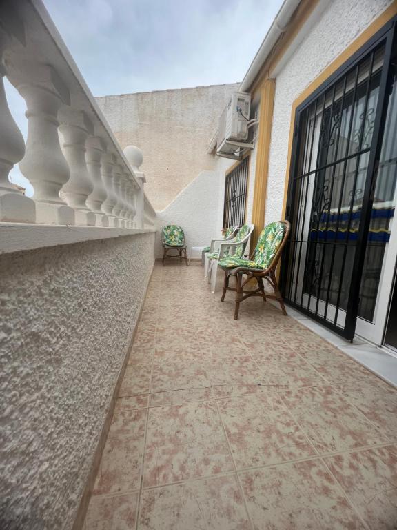 Calle canarias, Gran Alacant – Bijgewerkte prijzen 2023