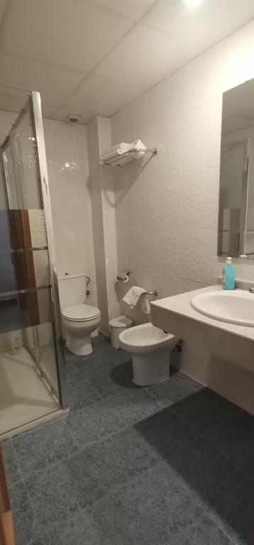 Koupelna v ubytování Hotel Corona de Atarfe