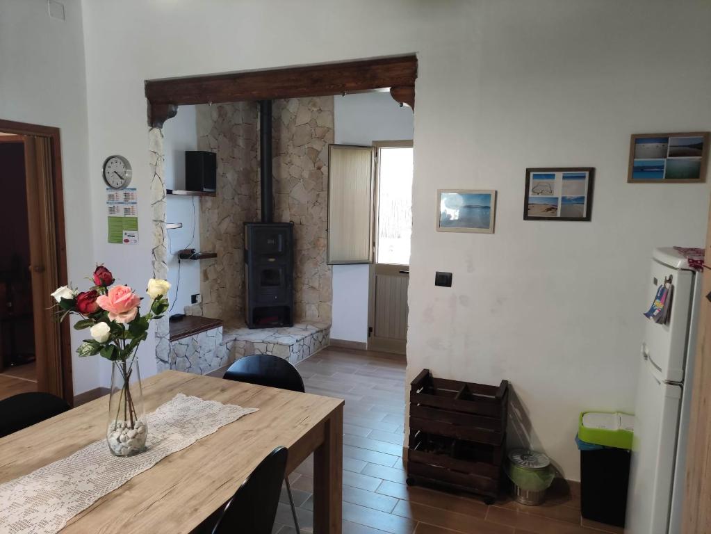 Dune Bianche a Porto Pino - Lussuosa Villa Vista Lago
