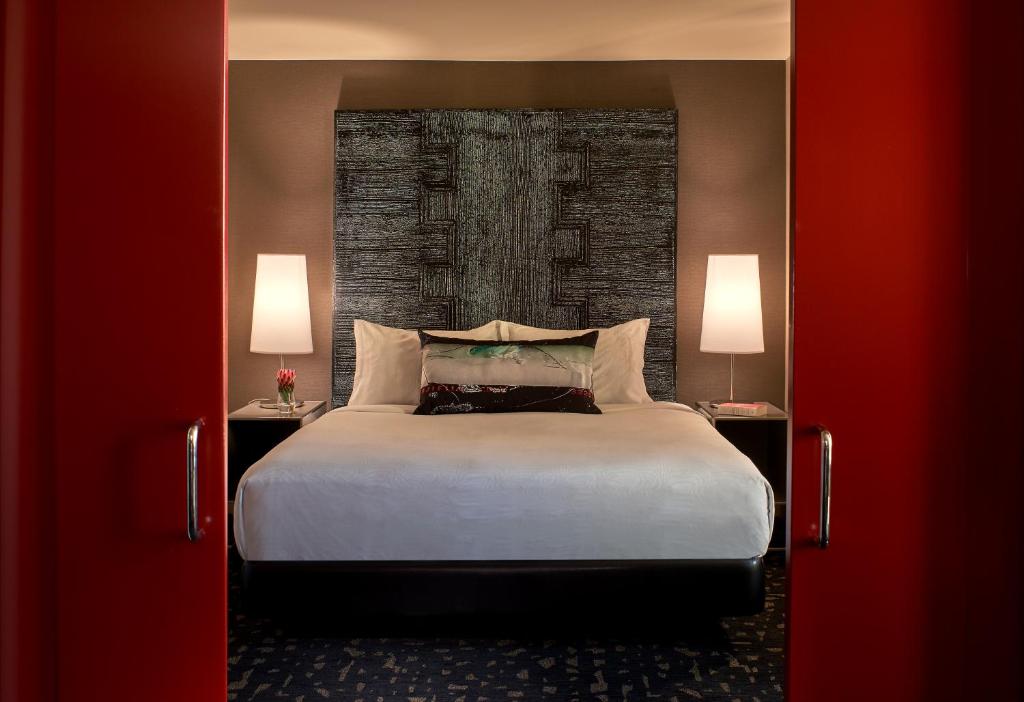 Kimpton Hotel Palomar Los Angeles Beverly Hills, an IHG Hotel - One-Bedroom King Suite With Beverly Hills View
