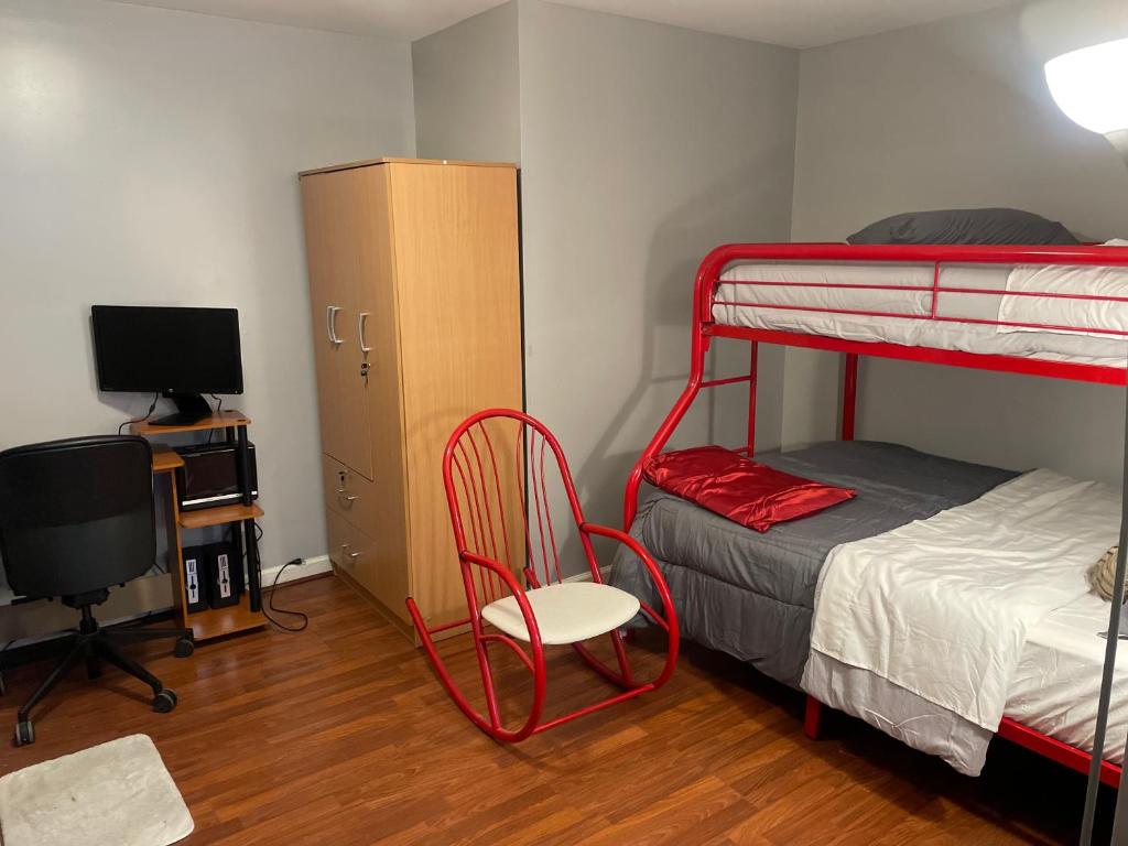 Gallery image of Cute 2-BRM Walkout apt with pool table and theater in Lexington