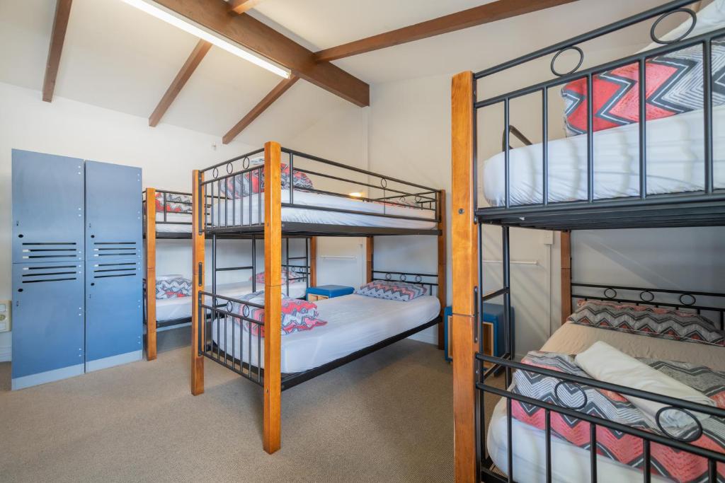 Te Anau Central Backpackers - Resim 6