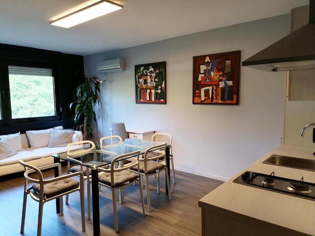 Kuchyňa alebo kuchynka v ubytovaní Luxury Calmness Apartment
