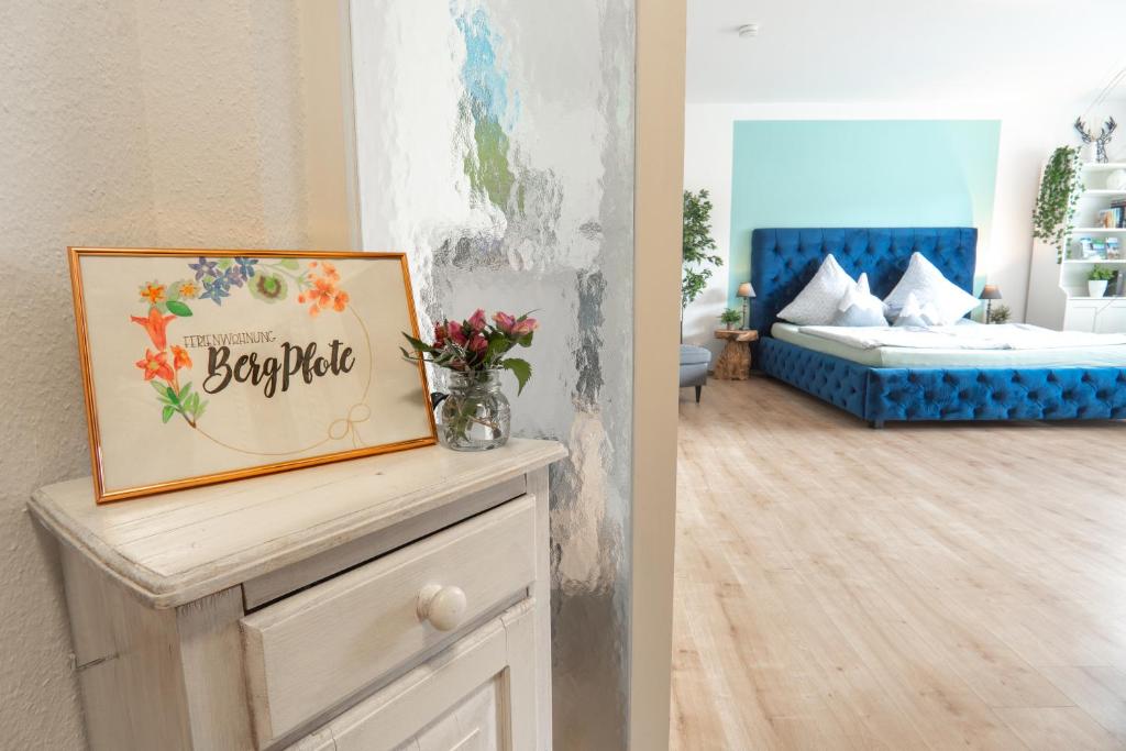 Postel nebo postele na pokoji v ubytování Ferienwohnung BergPfote - Hund herzlich willkommen