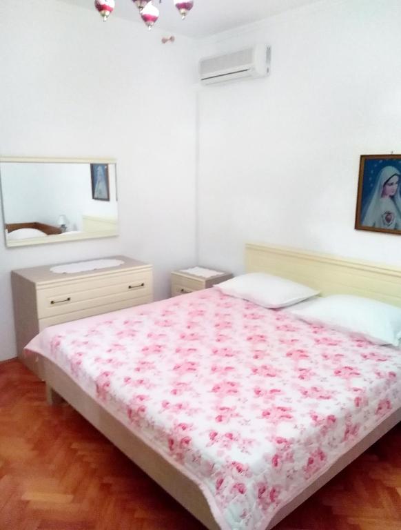 Postel nebo postele na pokoji v ubytování Rooms by the sea Kustici, Pag - 6288