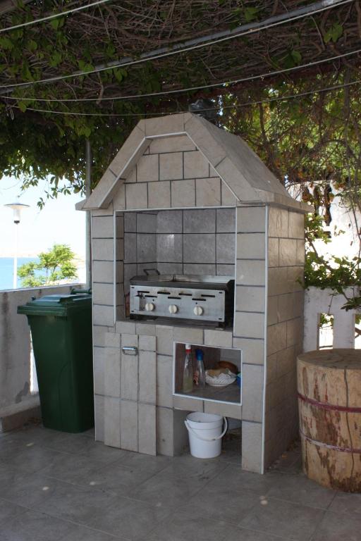 Fotografie z fotogalerie ubytování Apartments by the sea Zubovici, Pag - 6394 v destinaci Zubovići