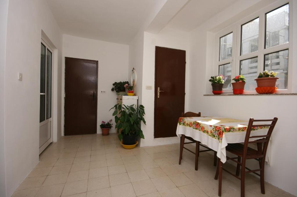 Posezení v ubytování Apartments by the sea Metajna, Pag - 6395