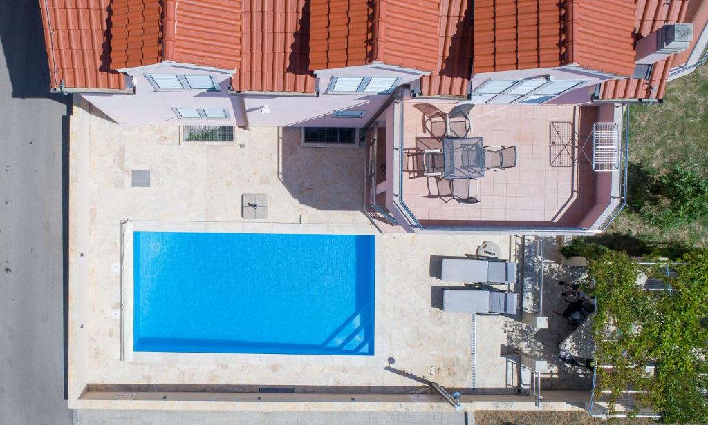 Bazén v ubytování Villa Flipa Apartment Filipa nebo v jeho okolí