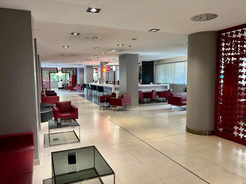 A seating area at Turia Granada