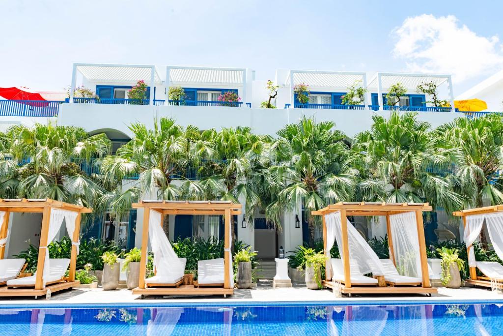 Hồ bơi trong/gần Risemount Premier Resort Da Nang