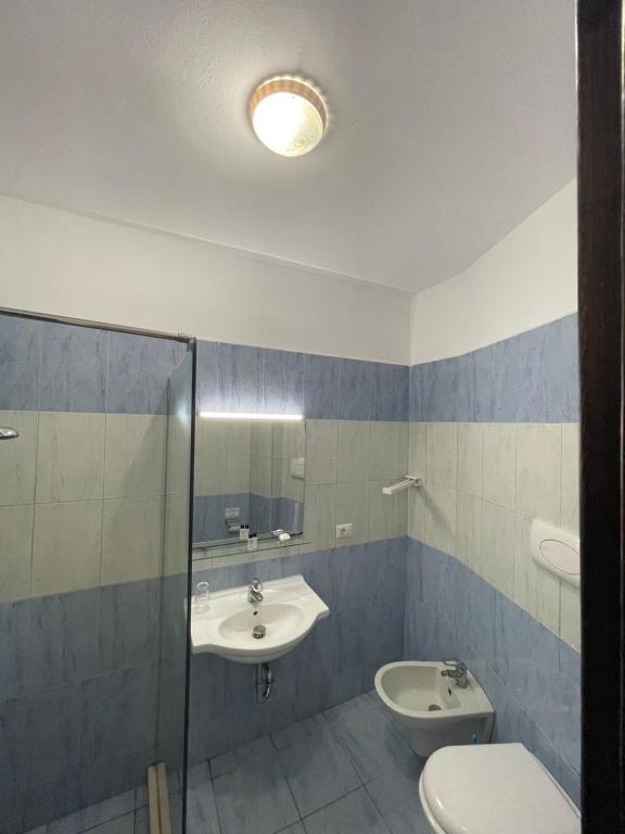 Koupelna v ubytování Hotel Zverneci