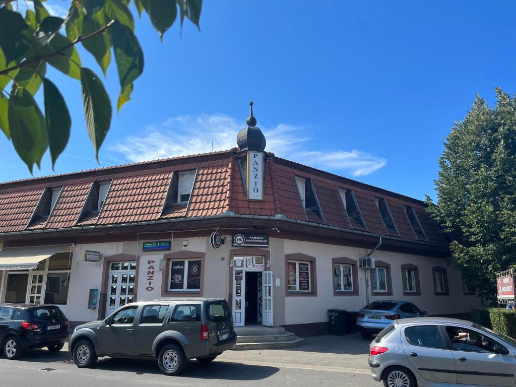 HOTEL Kuruc Panzio TARPA Kossuth utca 25E 4931 Tarpa, Kossuth utca 25 kép - 1