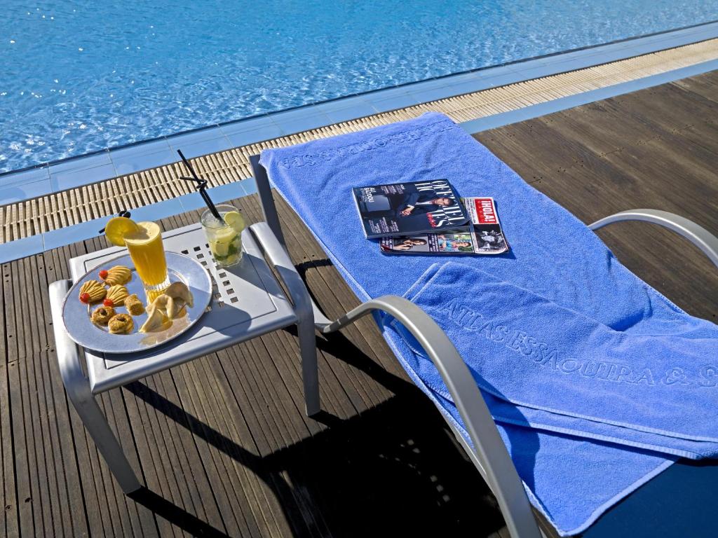 Jídlo v hotelu nebo okolí