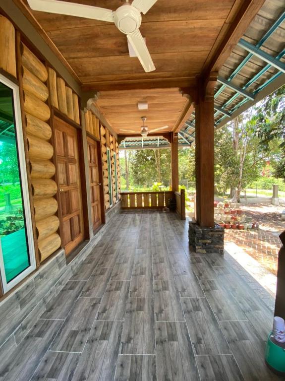 HOMESTAY DUSUN ANA BALUN - Sala Regina Con Balcone