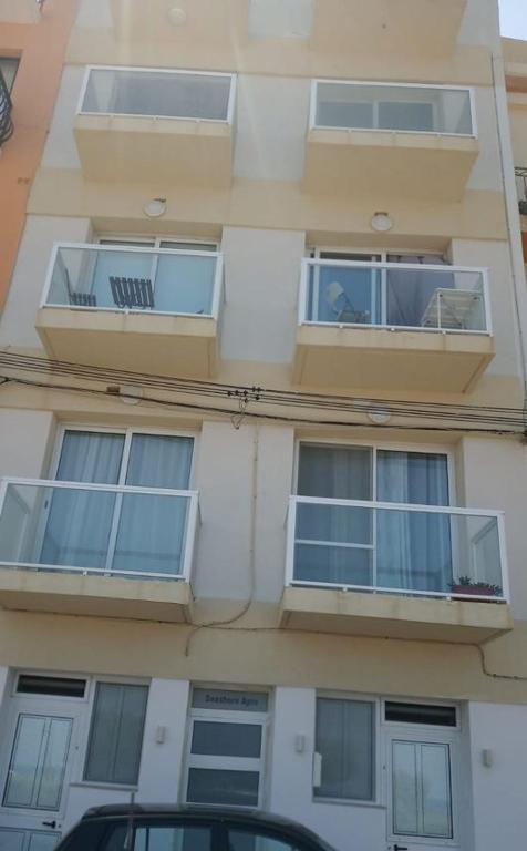 Budova, kde se apartmán nachází