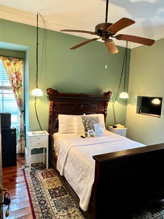 Barksdale House Inn photo