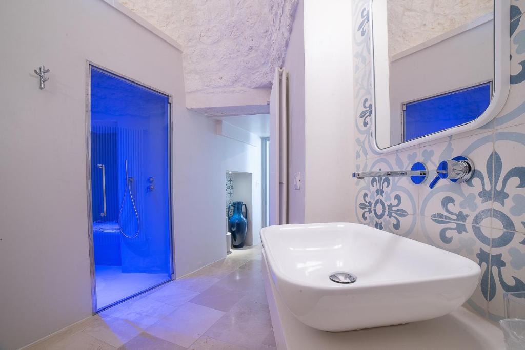 Koupelna v ubytování Borgo dei Lecci Puglia
