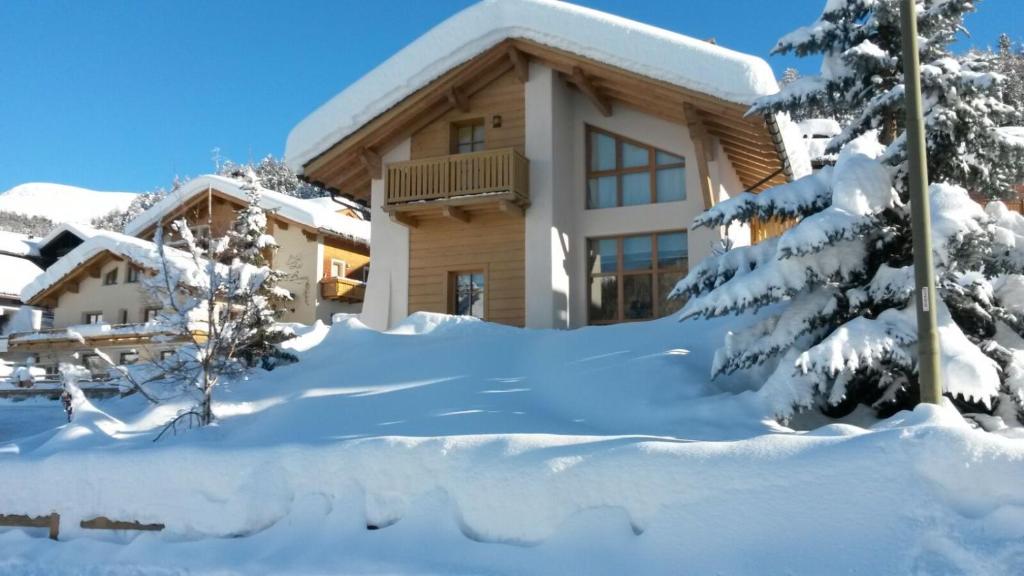 Fotografia z galérie ubytovania Chalet Monteneve Appartamento Neve v Livigno