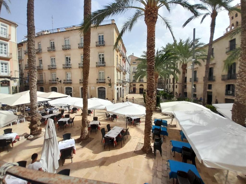 Apartment Plaza Ayuntamiento GAM, Alicante, Spain - Booking.com