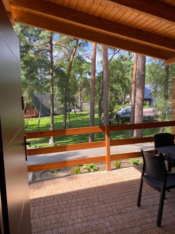Campus Karolina BRENNO - Deluxe Two-Bedroom Apartment With Garden View
