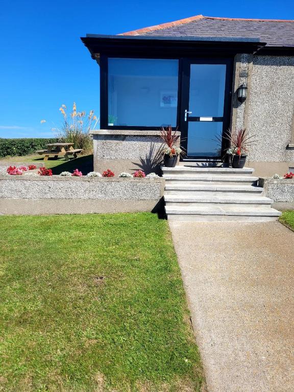 Loughinvar, Newtownards - Three-Bedroom House