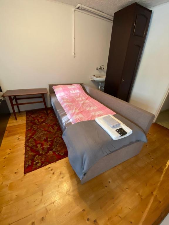 Postel nebo postele na pokoji v ubytování Bella Casa Economy Villa - Skibowa, close to Bielany