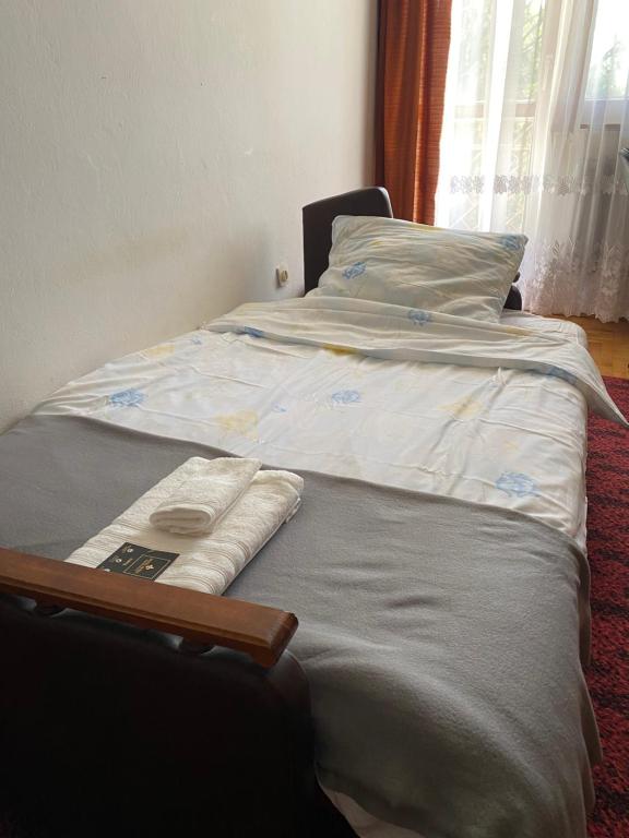 Postel nebo postele na pokoji v ubytování Bella Casa Economy Villa - Skibowa, close to Bielany