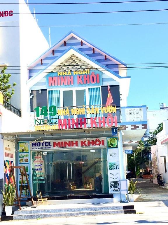 Tòa nhà nơi nhà khách tọa lạc