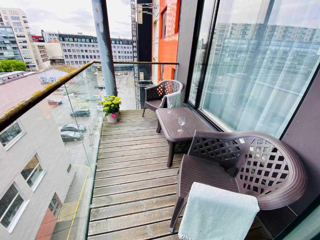 Balkón nebo terasa v ubytování Cozy Foorum Apartment - Tallinn City Centre