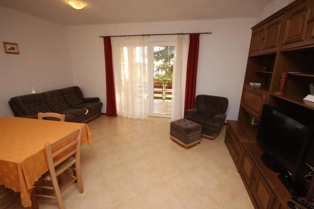 Fotografie z fotogalerie ubytování Apartments with a parking space Novigrad - 7142 v destinaci Novigrad – Istrie