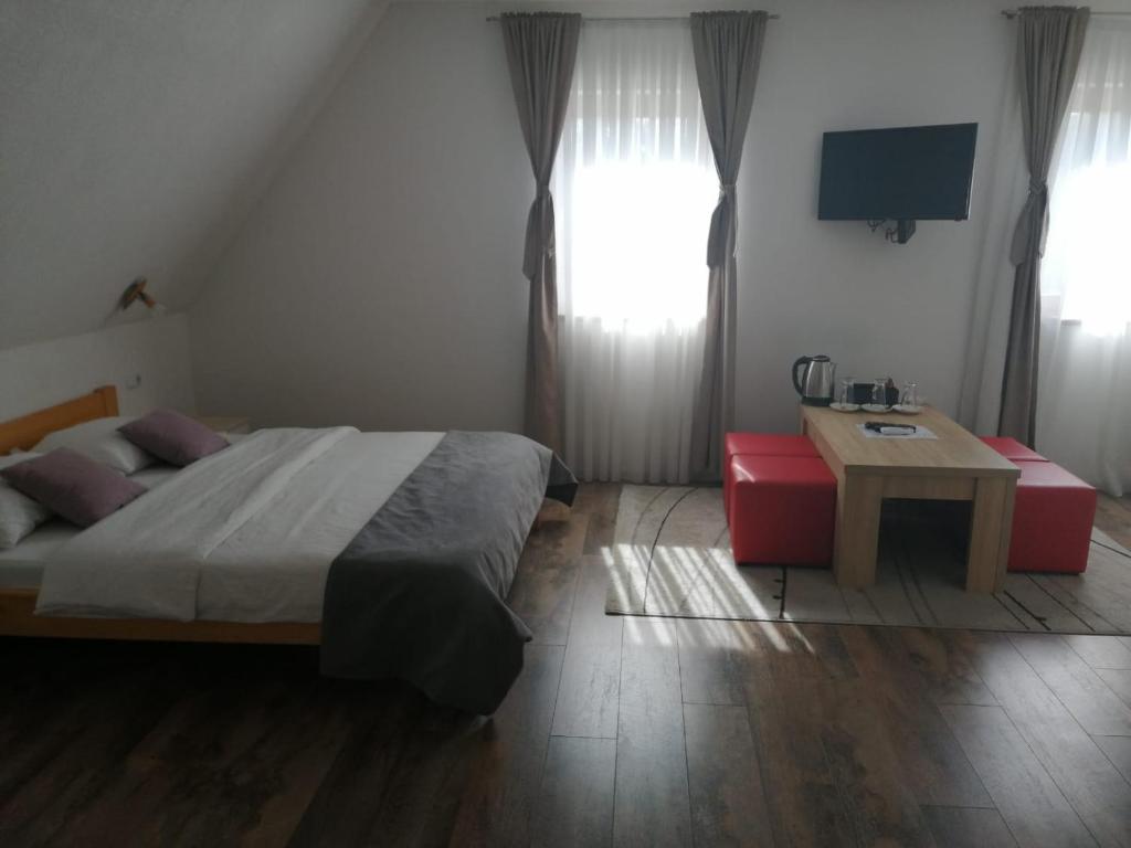 Natura Plitvice Lakes - 3