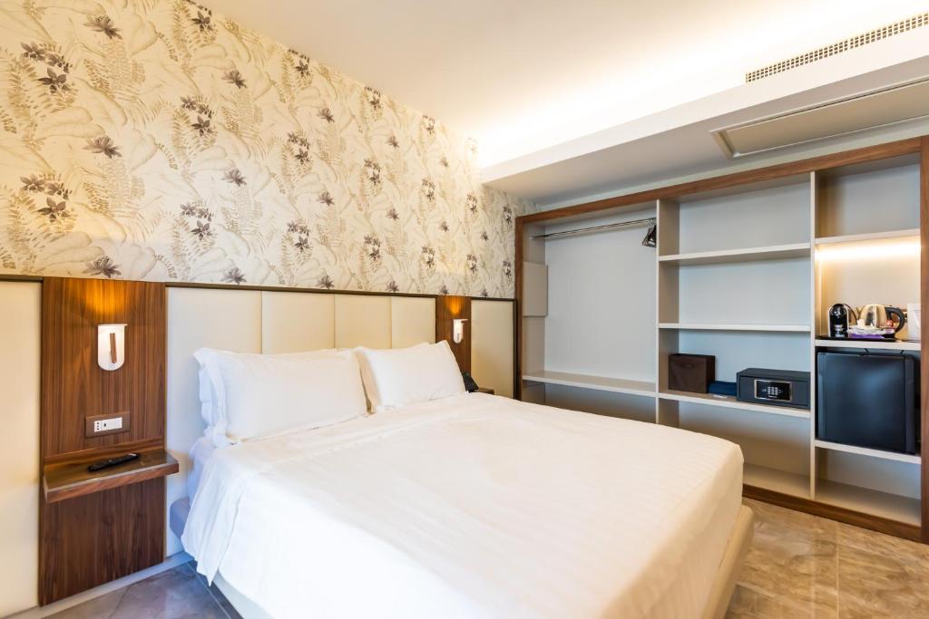 SOLMARIS TROPEA City Center - Rooms & Suites - Private Parking - Tweepersoonskamer Met Patio