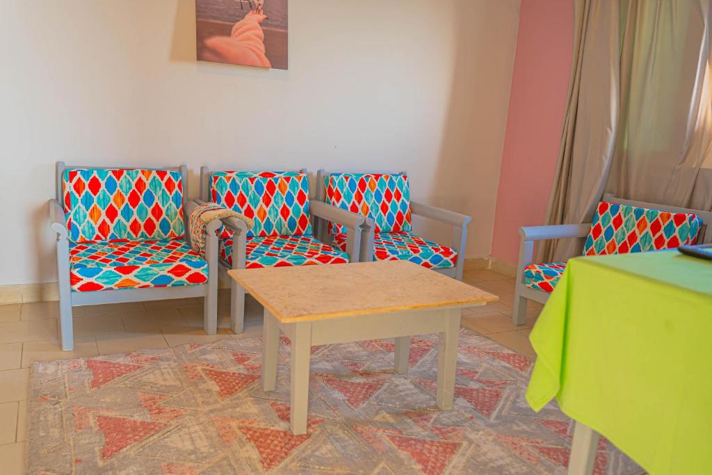 Posezení v ubytování فندق الشاطئ رأس البر-Beach Hotel Ras Elbar