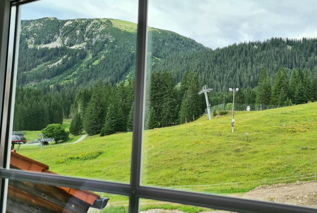 Výhľad na hory alebo výhľad na hory priamo z apartmánu