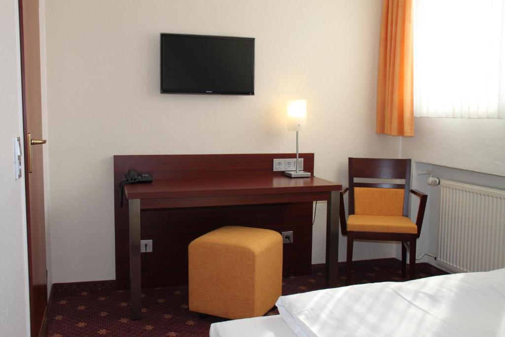 
Business Single Room
