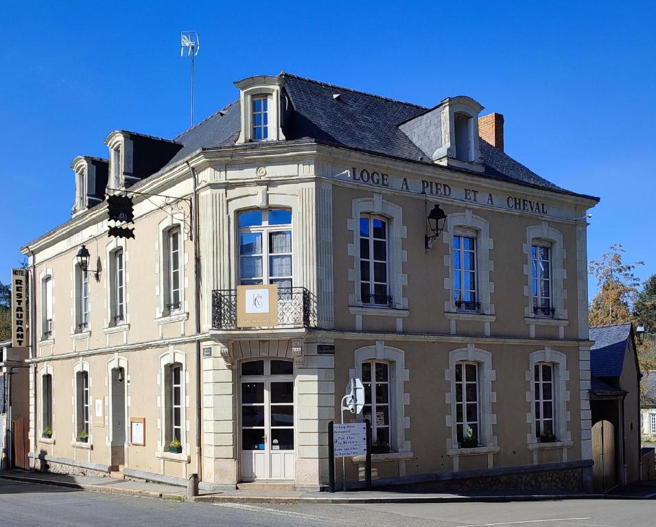 LE RELAIS DE LA CALÈCHE - Housity
