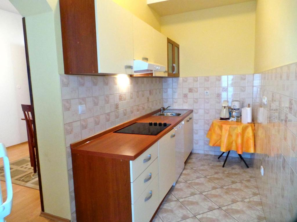 Fotografia z galérie ubytovania Apartments with a parking space Fazana - 7206 vo Fažane