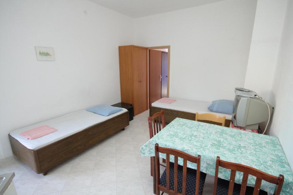 Fotografia z galérie ubytovania Apartments with a parking space Liznjan, Medulin - 7240 v destinácii Ližnjan