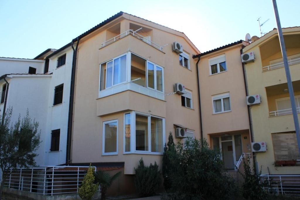 Fotografie z fotogalerie ubytování Apartments with WiFi Stinjan, Pula - 7245 v destinaci Pula