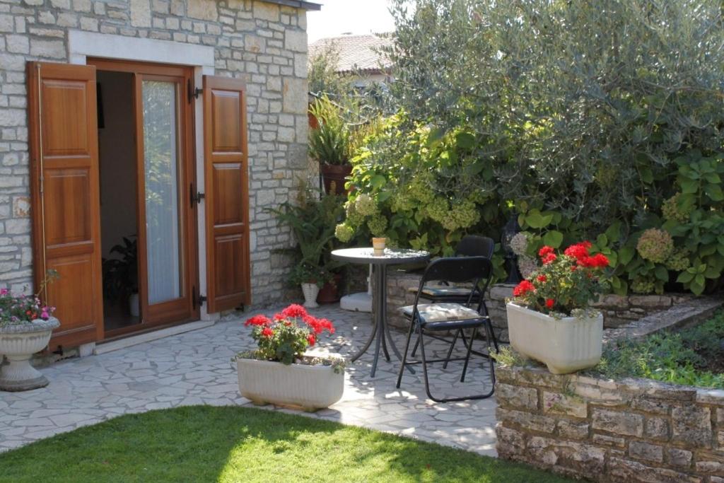 Fotografie z fotogalerie ubytování Holiday house with a parking space Kanfanar, Central Istria - Sredisnja Istra - 7276 v destinaci Kanfanar