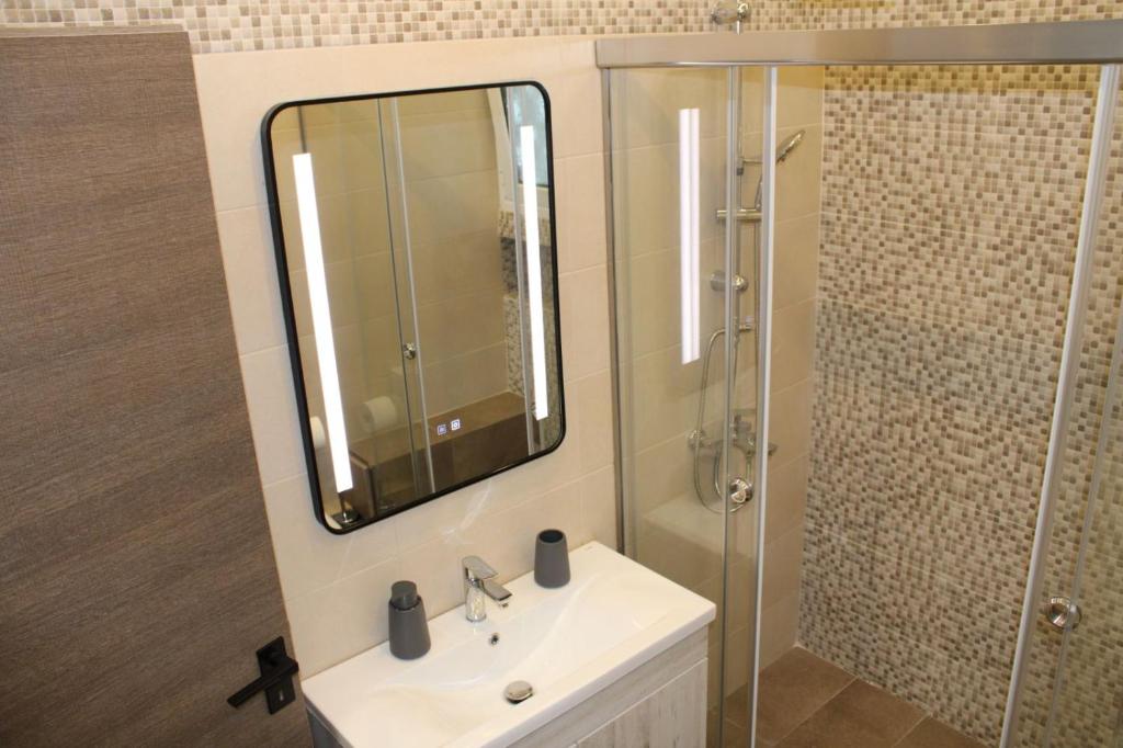 Kúpeľňa v ubytovaní Ventiri Family Suite 1