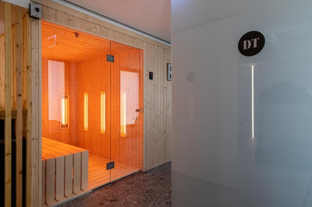 Three Corners Downtown Hotel - Resim 37