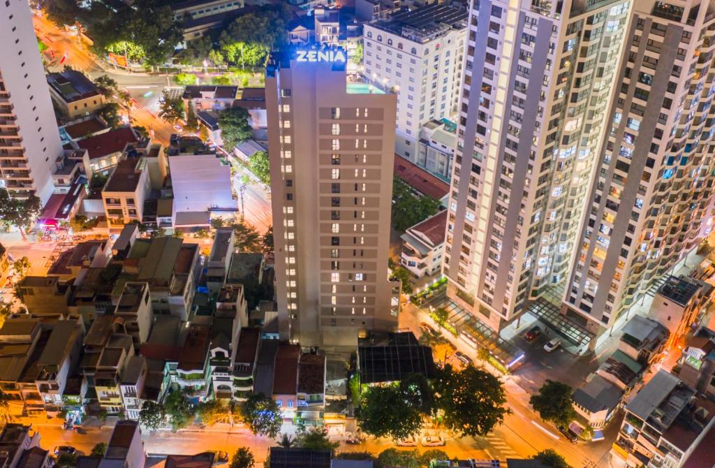 Cảnh Nha Trang hoặc tầm nhìn thành phố từ khách sạn