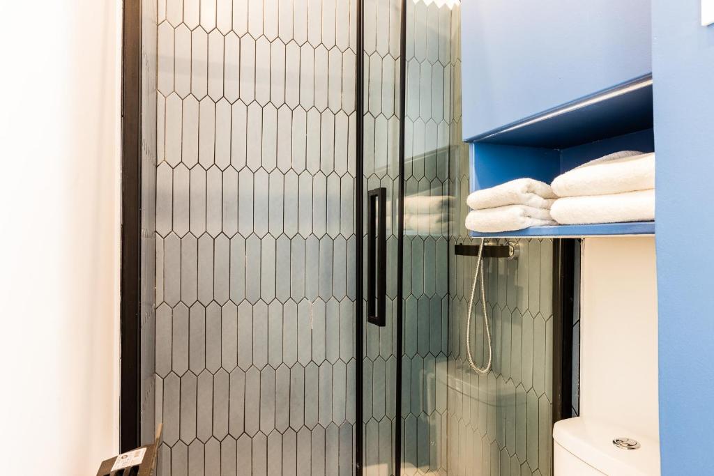 Poschodová posteľ alebo postele v izbe v ubytovaní Studio 2Pers#Les Halles#Etienne Marcel#AC