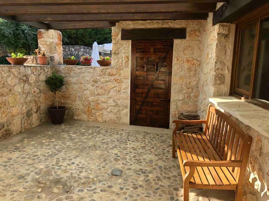 Patio nebo venkovní prostory v ubytování Casa Rural LA LAVANDA Lugar de ensueño en la Alcarria