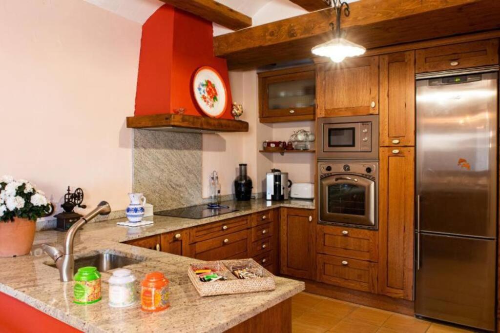 Kuchyň nebo kuchyňský kout v ubytování Casa Rural LA LAVANDA Lugar de ensueño en la Alcarria